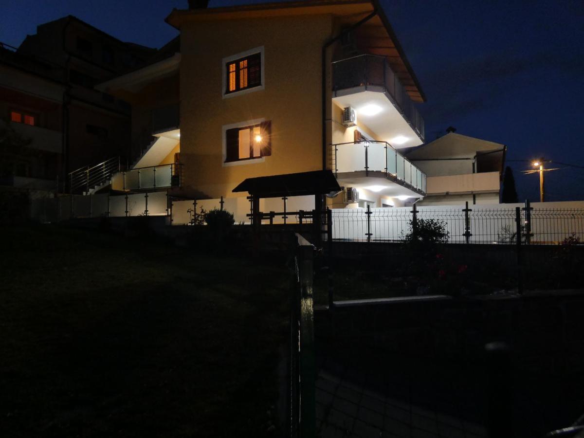 Apartment & Olive Oil Valuma コペル エクステリア 写真